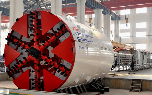 盾構(gòu)機(jī)主要作用是什么？